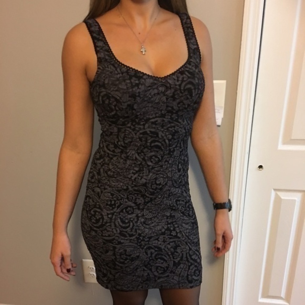 Mystic Dark Mauve lace Stretch Mini Dress Small
